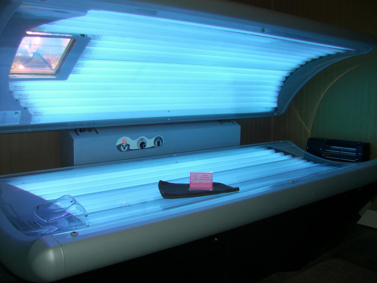 Open tanning bed